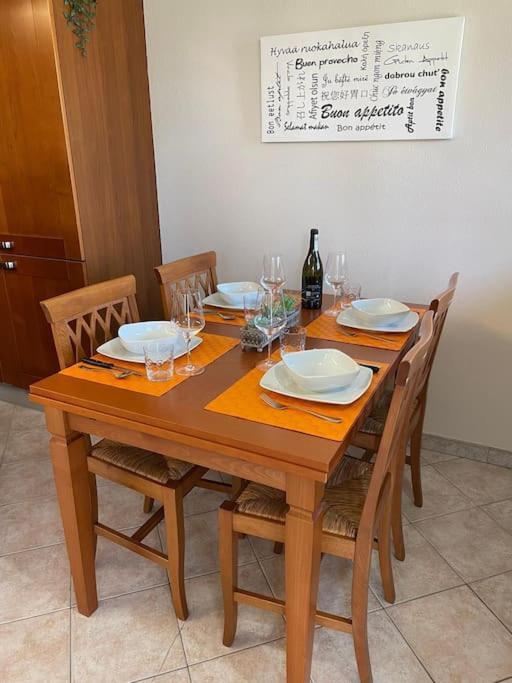 Ferienwohnung Casa Carlino Santo Stefano Belbo Exterior foto