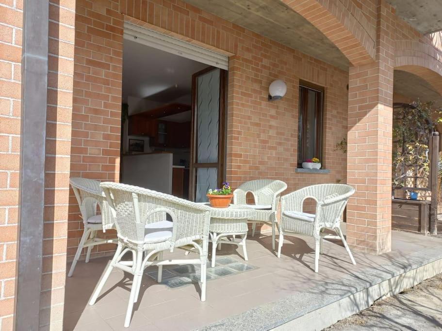 Ferienwohnung Casa Carlino Santo Stefano Belbo Exterior foto